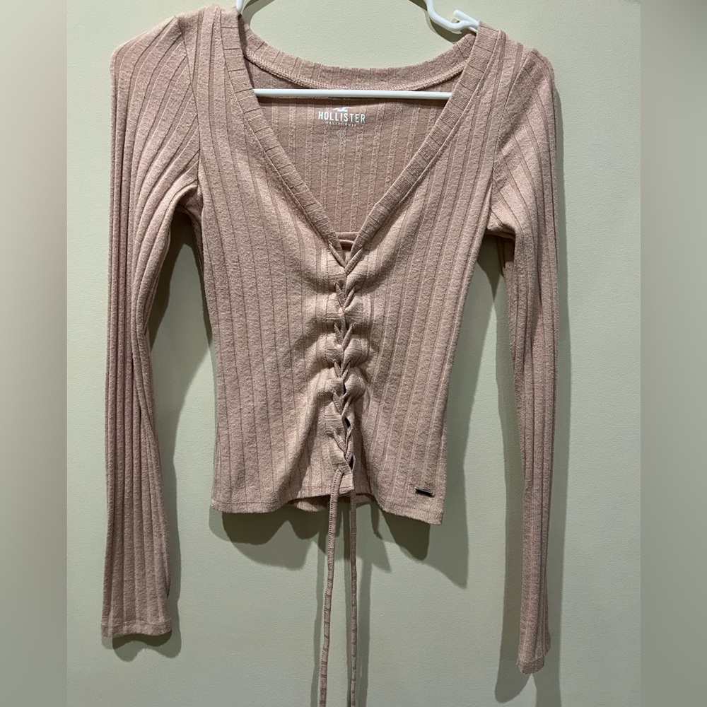 Hollister Long sleeve pink tie shirt